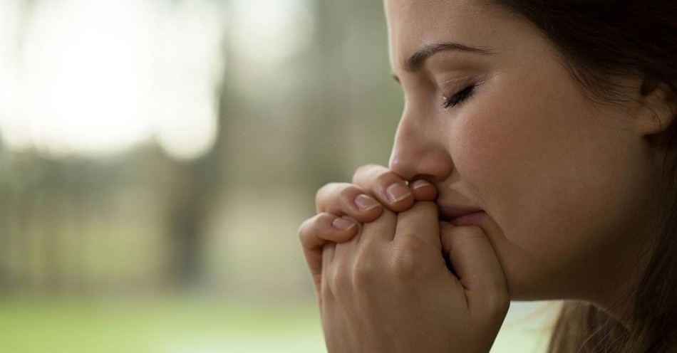 25 Bible Verses about Grief for Finding Comfort in Sorrow and Loss